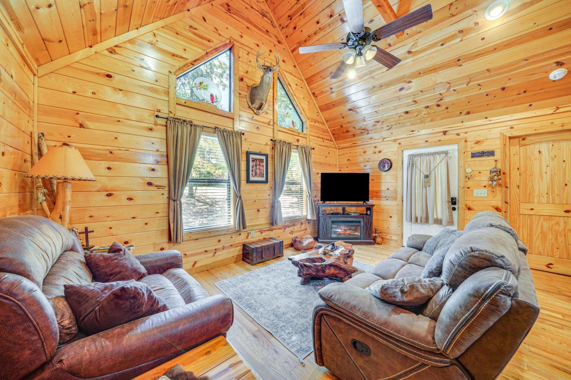Broken Bow Rental Cabin With Hot Tub And Bar Exterior foto